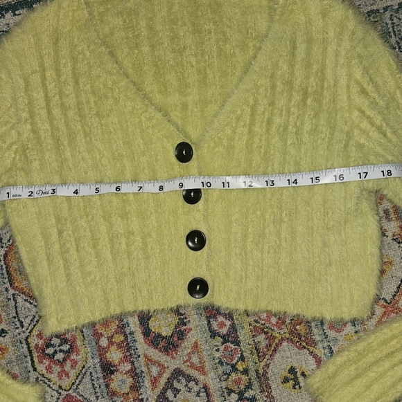 Better Be Neon Green Cropped Cardigan - Picture 7 of 9